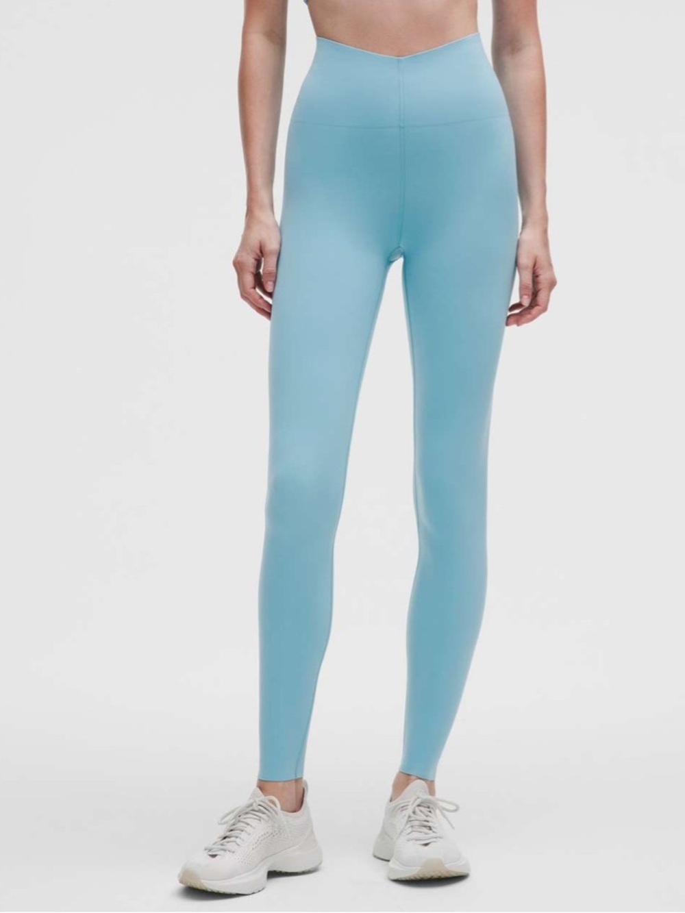 Lululemon Glow Up Super-High-Rise Tight 28"
Washed Blue size 8 NWT